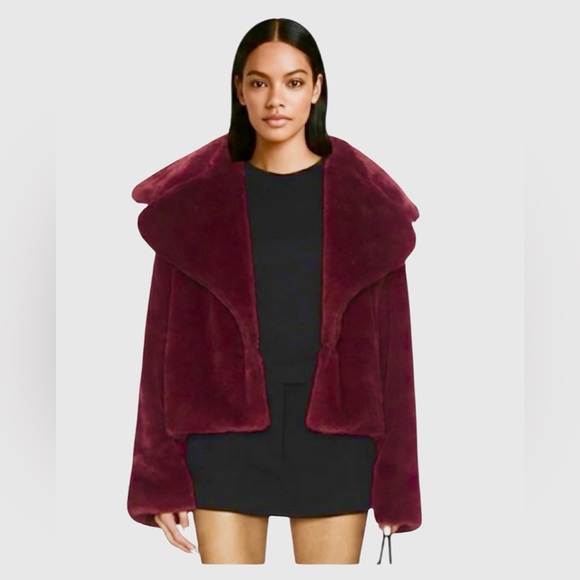 Camila Coelho Faux Fur Coat Burgundy Deep Red Size: Medium - Picture 4 of 12